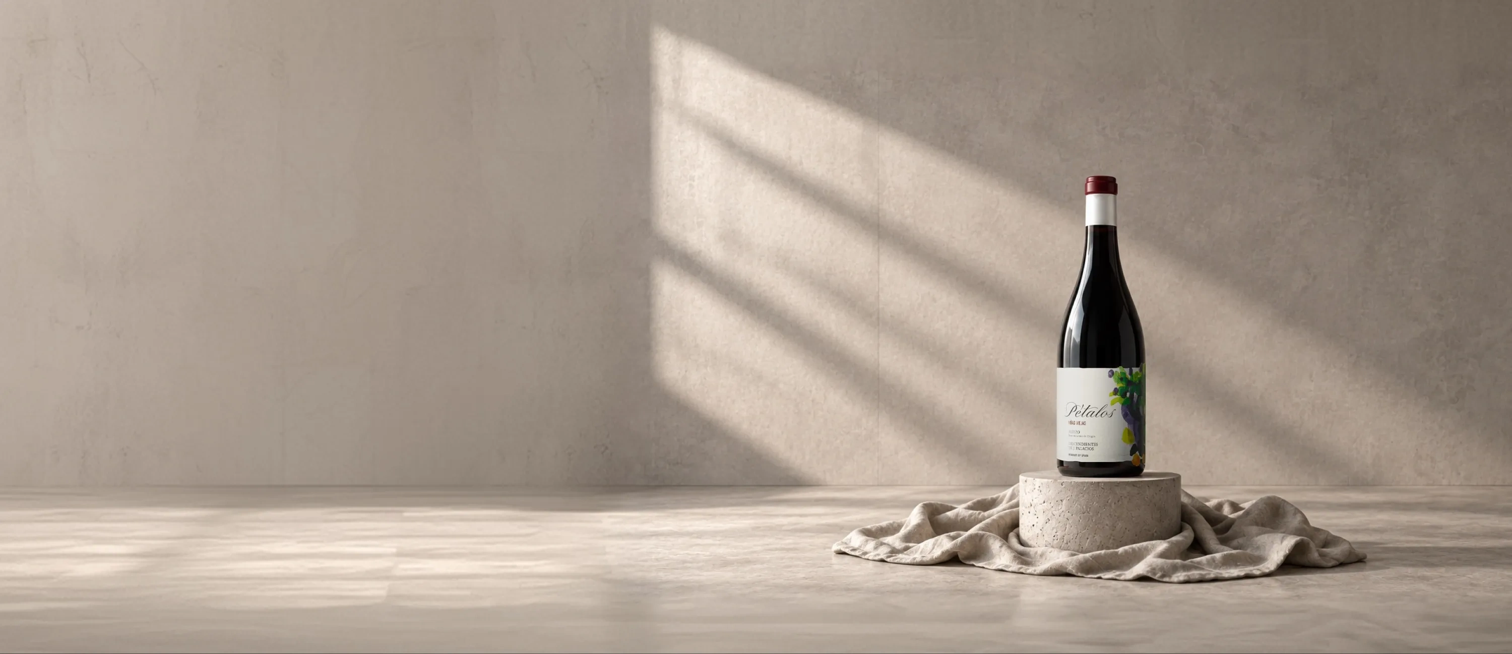 Bouteille de vin Pétalos 2023