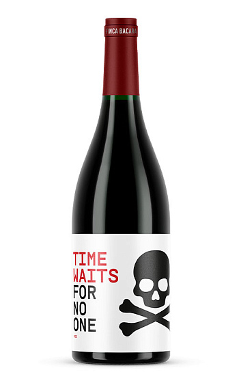 Produit: Time Waits for No One Red 2024