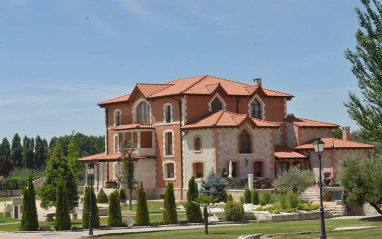 Exterior del edificio de bodega