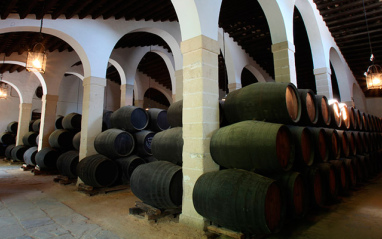 Uno de los rincones de la bodega Tío Pepe