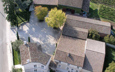 Vista aérea del edificio de bodega