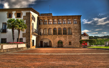 Edificio de bodega de Seguras Viudas