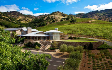 Las instalaciones de la bodega organizan visitas para los amantes del vino. 