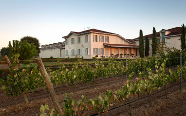 Bodega diseñada al estilo de 'château'