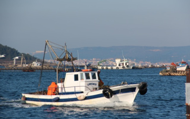 Vista de barco de pesca