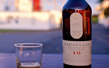 Lagavulin 16 